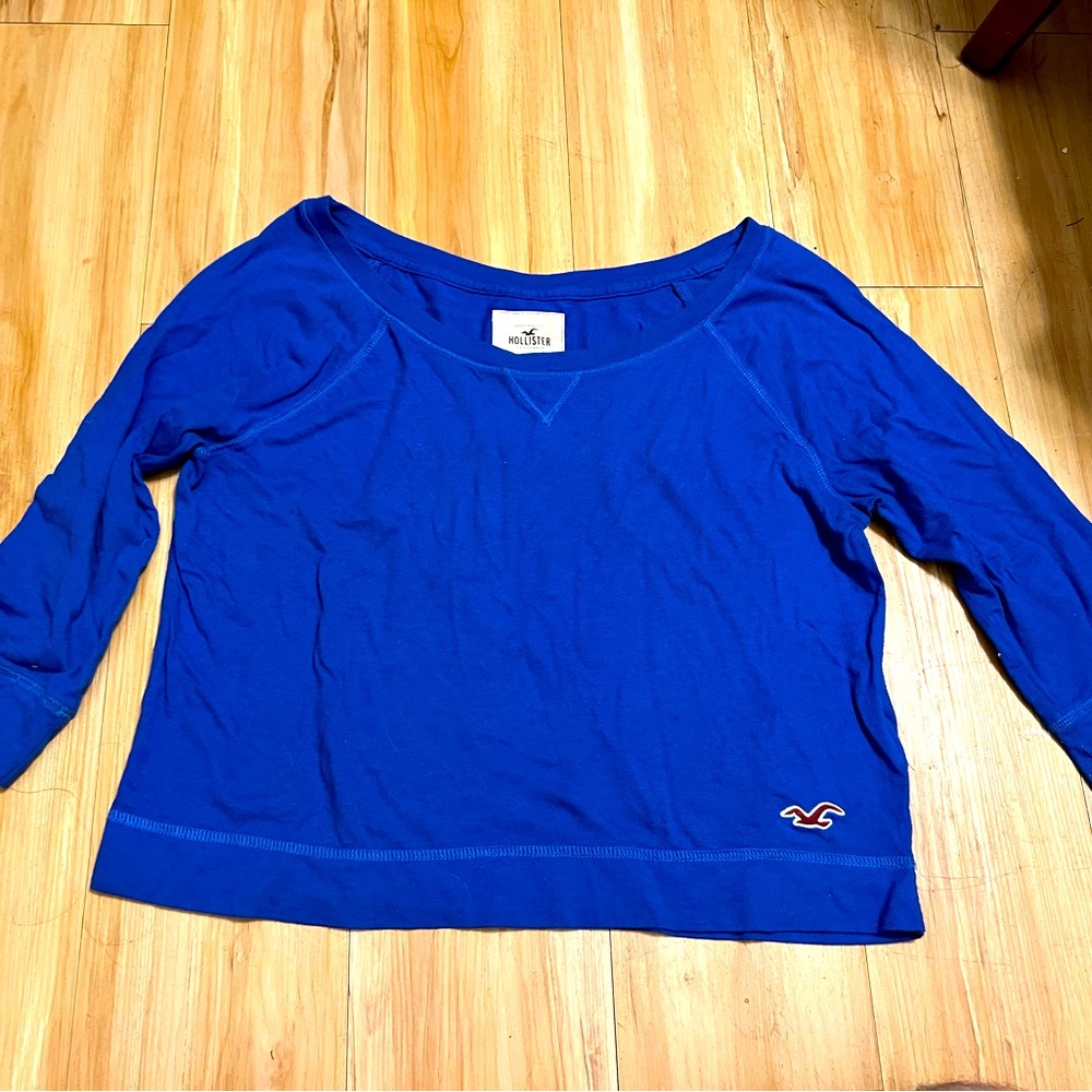 Cute Hollister Top
